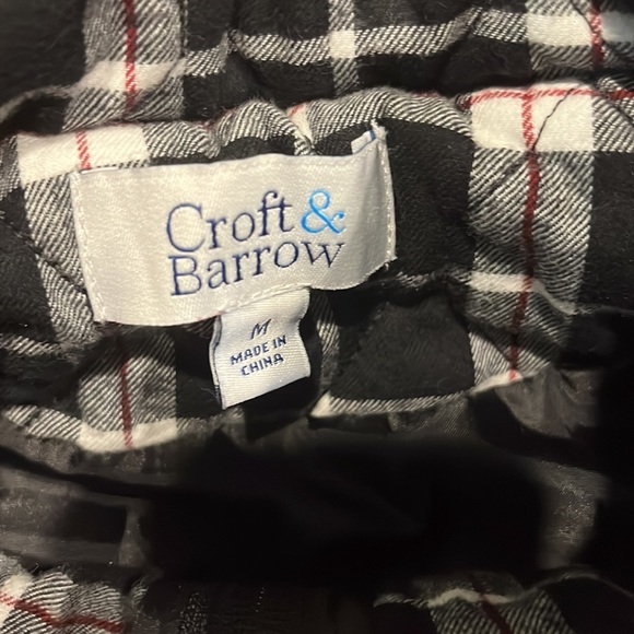 Croft & Barrow plaid vest size medium - Picture 2 of 5